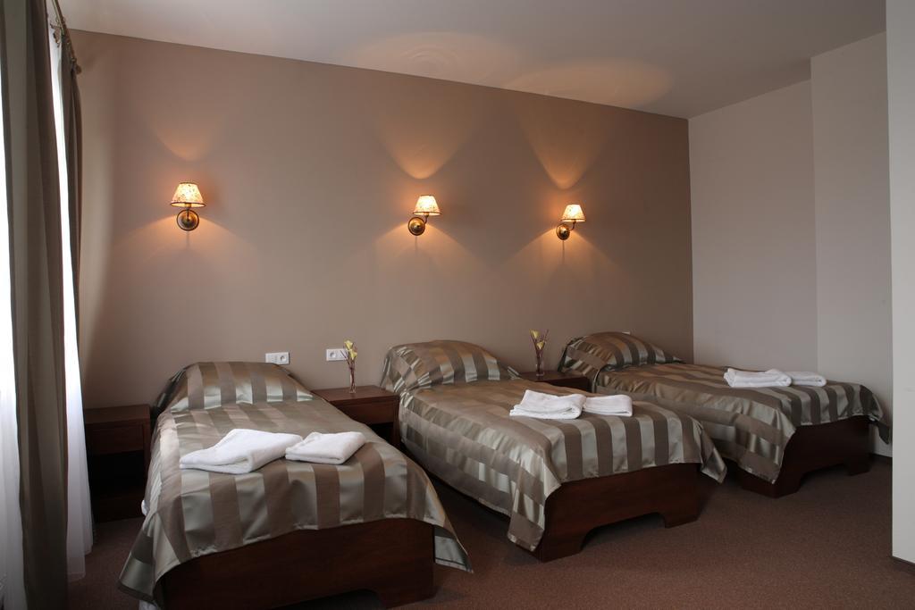 Hotel Stara Fabryka Malogoszcz Номер фото