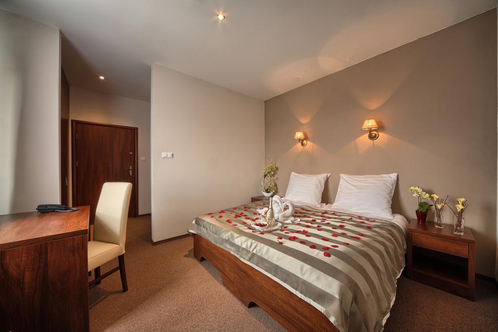 Hotel Stara Fabryka Malogoszcz Номер фото
