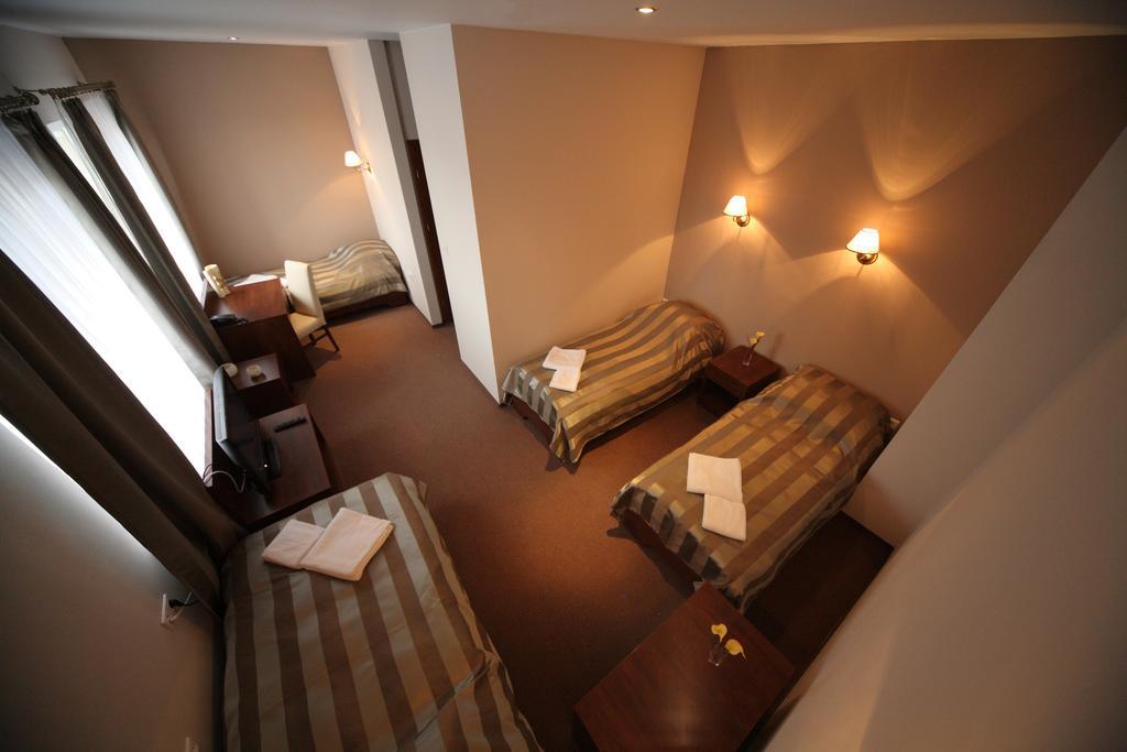 Hotel Stara Fabryka Malogoszcz Номер фото